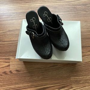 Jessica Simpson Platforms. Black platforms never worn peeling on the inside.